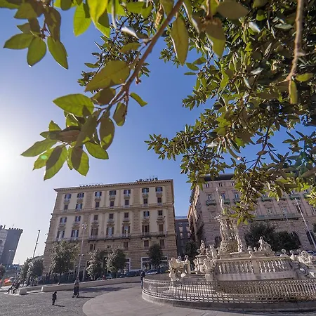 Le 4 Stagioni Dante's H Centro, By Clapa Group Napoli