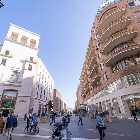 게스트하우스 Le 4 Stagioni Dante's H Centro, By Clapa Group 3*
