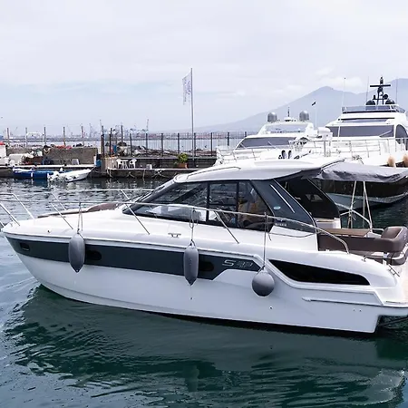 Maison d'hôtes Le 4 Stagioni Dante's H Centro, By Clapa Group 3*