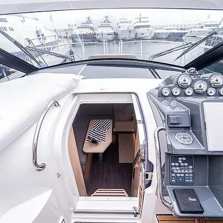 Maison d'hôtes Le 4 Stagioni Dante's H Centro, By Clapa Group 3*