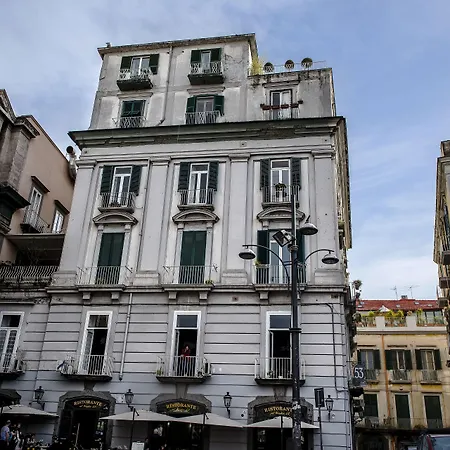 Maison d'hôtes Le 4 Stagioni Dante's H Centro, By Clapa Group