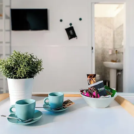 Maison d'hôtes Le 4 Stagioni Dante's H Centro, By Clapa Group 3*