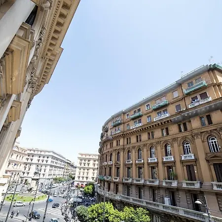 Le 4 Stagioni Dante's H Centro, By Clapa Group Naples
