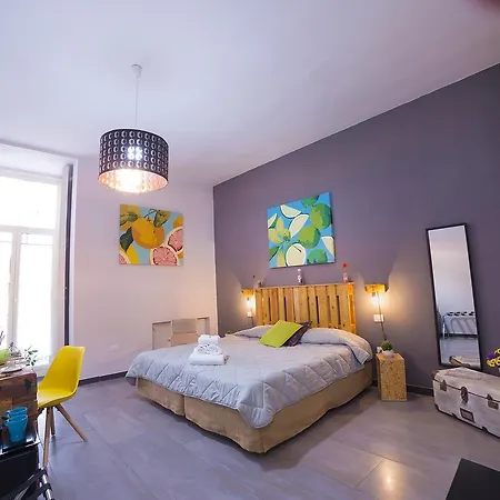 Le 4 Stagioni Dante's H Centro, By Clapa Group Penzion Neapol