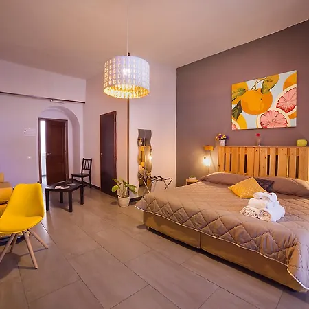 Le 4 Stagioni Dante's H Centro, By Clapa Group Penzion 2*
