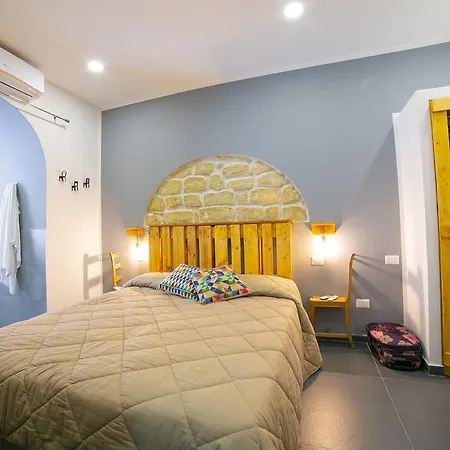 Le 4 Stagioni Dante's H Centro, By Clapa Group Penzion